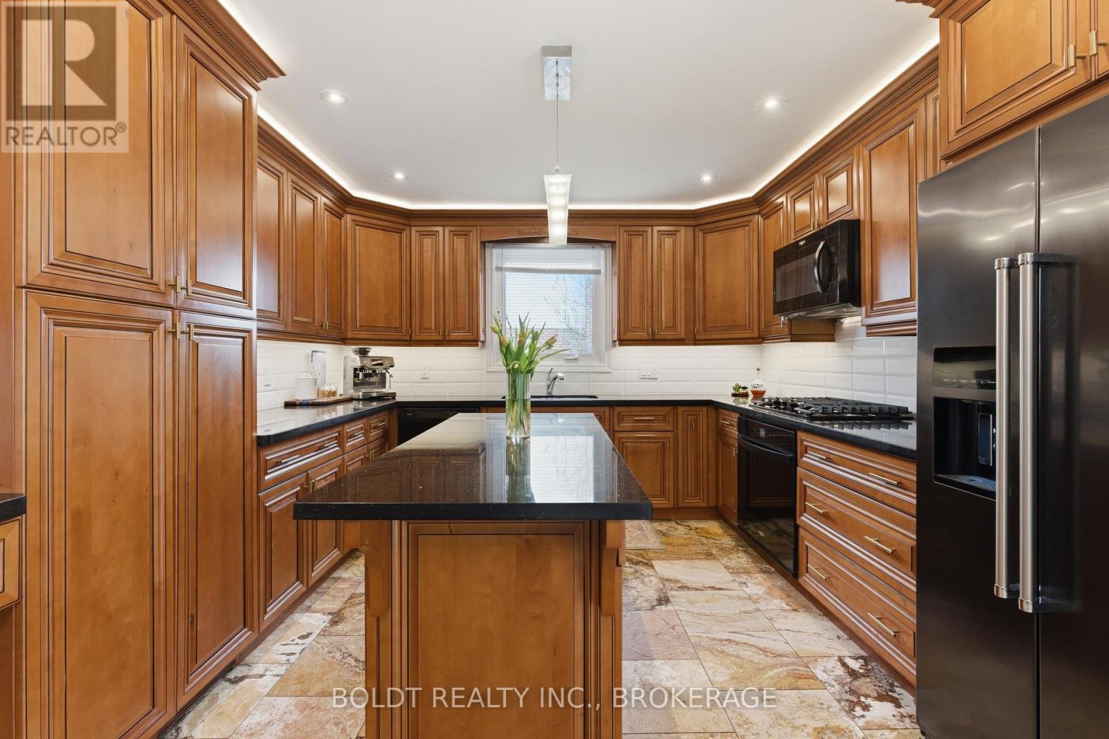 41 Farmington Drive, St. Catharines, Ontario  L2S 3G1 - Photo 12 - X13153362