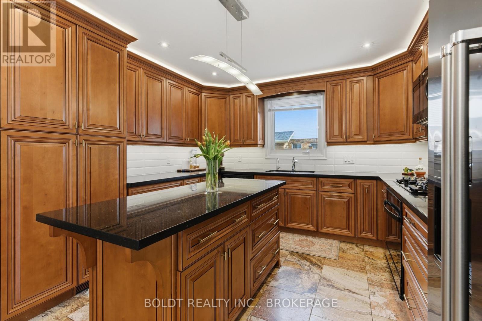 41 Farmington Drive, St. Catharines, Ontario  L2S 3G1 - Photo 13 - X13153362