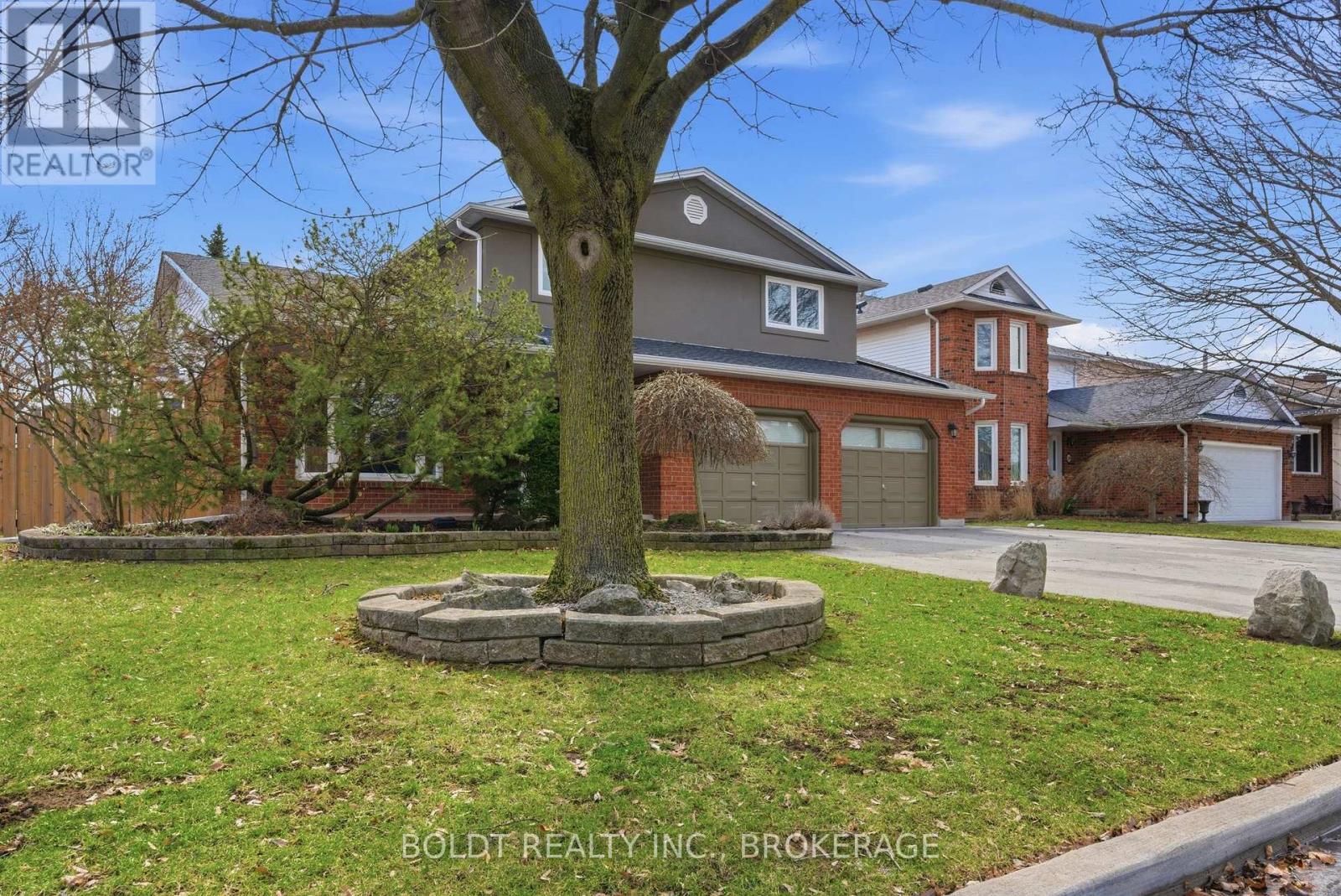 41 Farmington Drive, St. Catharines, Ontario  L2S 3G1 - Photo 3 - X13153362