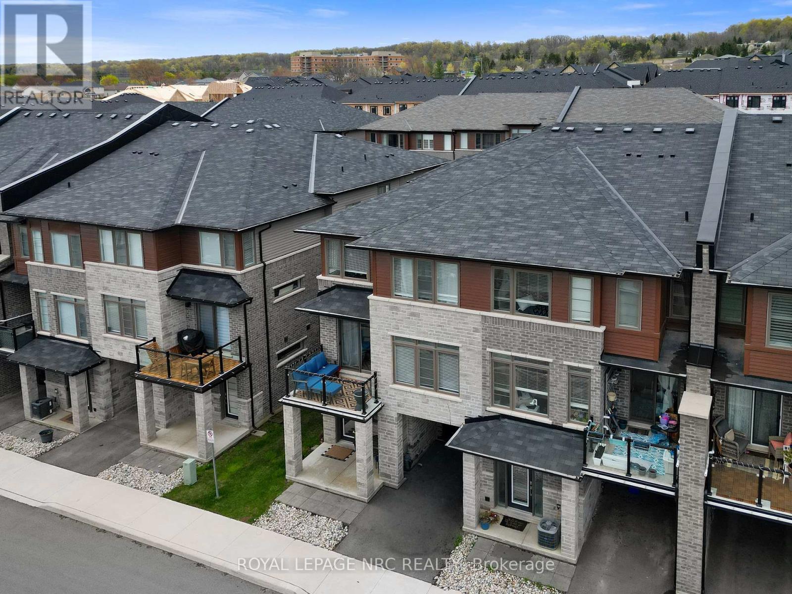 17 - 5000 Connor Drive, Lincoln, Ontario  L3J 0T4 - Photo 1 - X13153472
