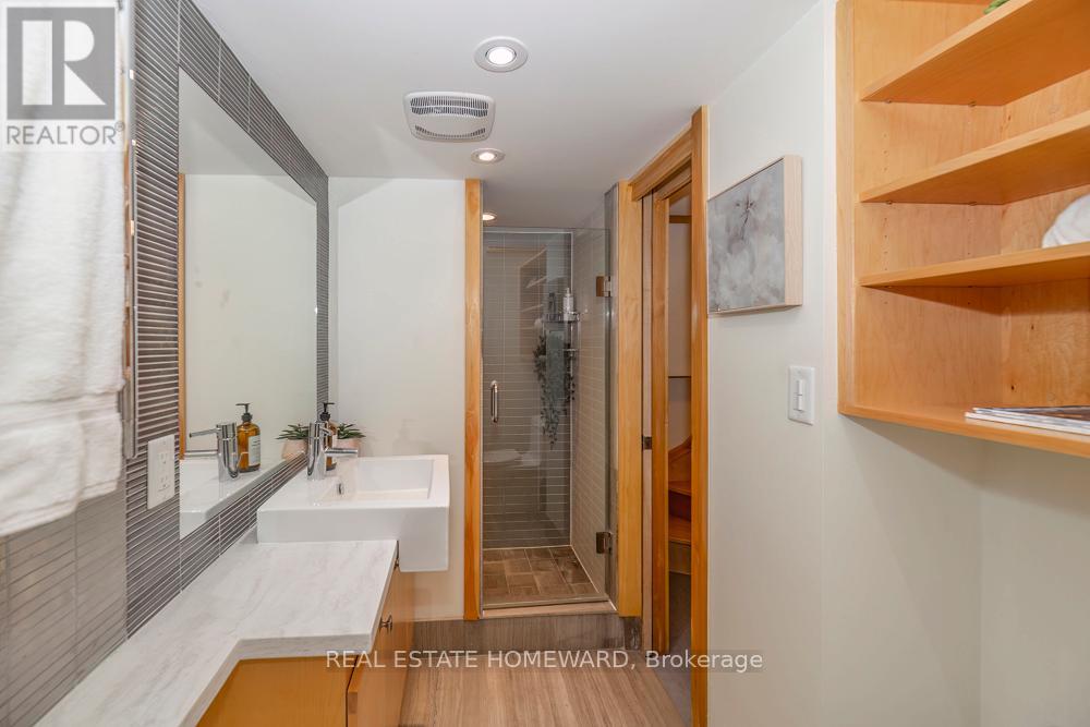 136 Spruce Street, Toronto, Ontario  M5A 2J5 - Photo 25 - C12999310