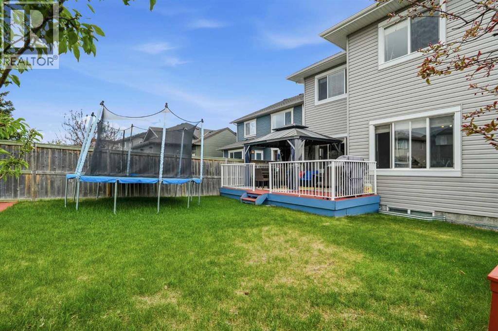 150 Ravenscroft Green SE, Airdrie, Alberta  T4A 0H1 - Photo 35 - A2308365