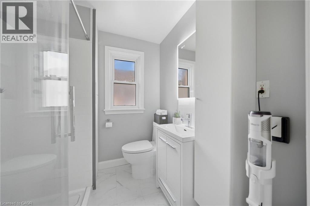 280 East 11th Street, Hamilton, Ontario  L9A 3T7 - Photo 13 - 40822573