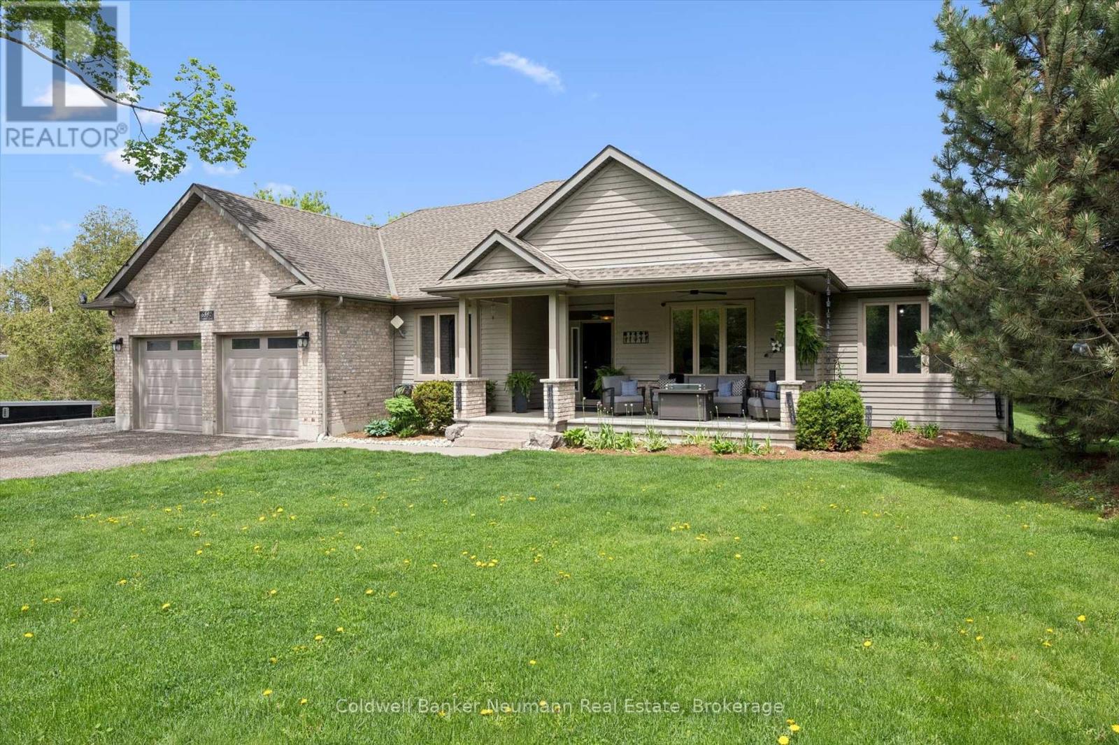 6592 Forestell Road, Puslinch, Ontario  N1H 6J3 - Photo 4 - X13153448
