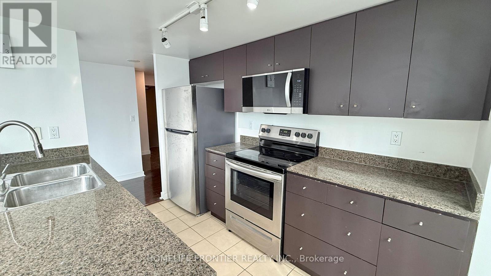 1608 - 381 Front Street W, Toronto, Ontario M5V 3R8 - Photo 13 - C13153400