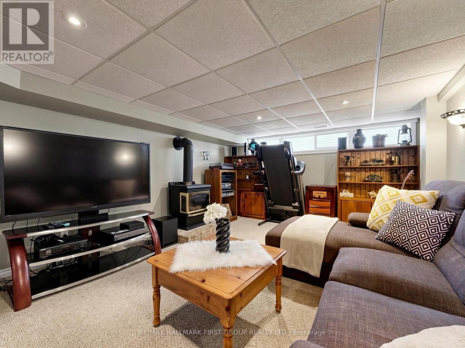 715 Lublin Avenue, Pickering, Ontario  L1W 1Z1 - Photo 34 - E13153378