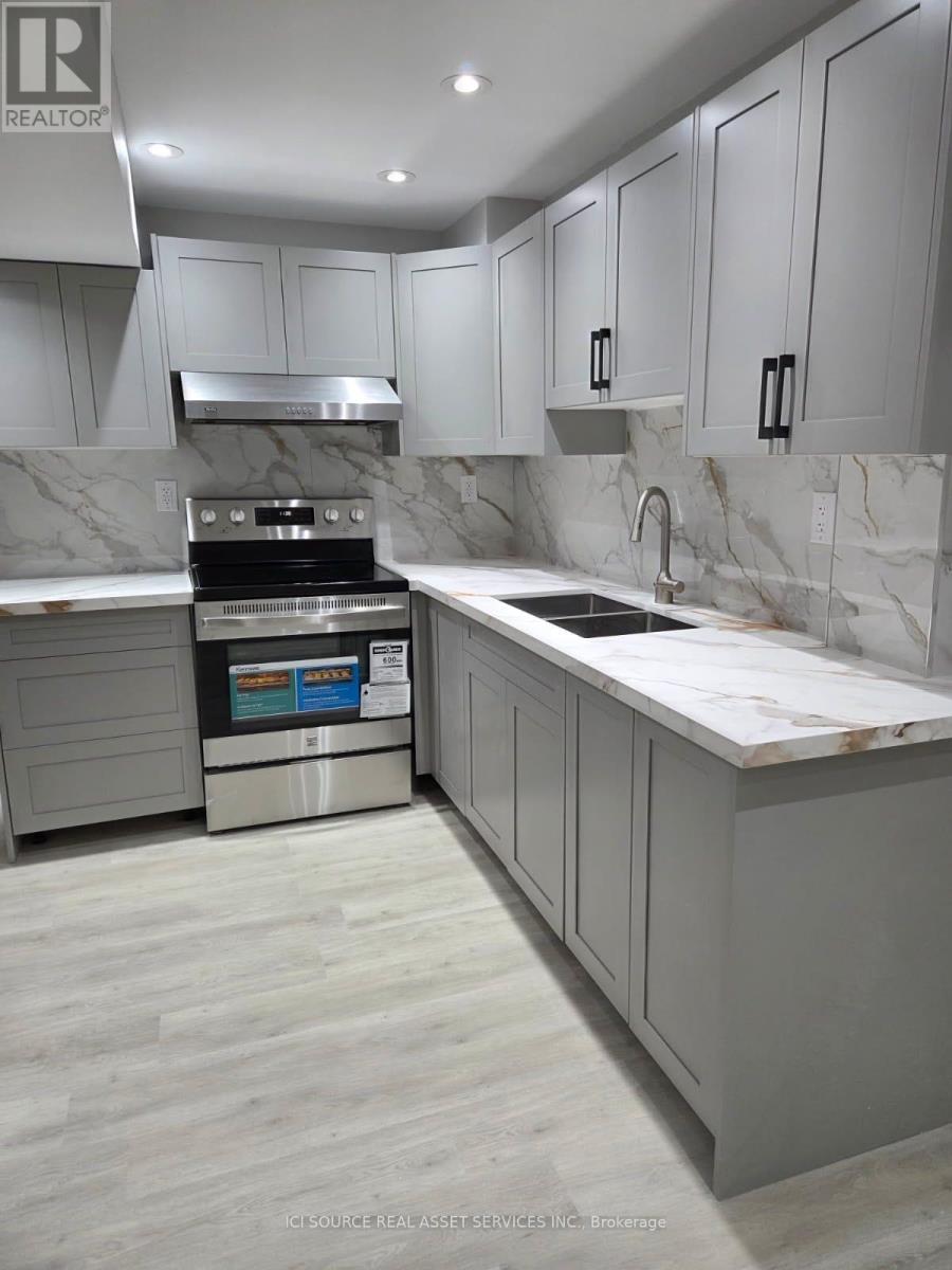 11 Ellington Drive, Toronto, Ontario  M1R 3X6 - Photo 7 - E13153390