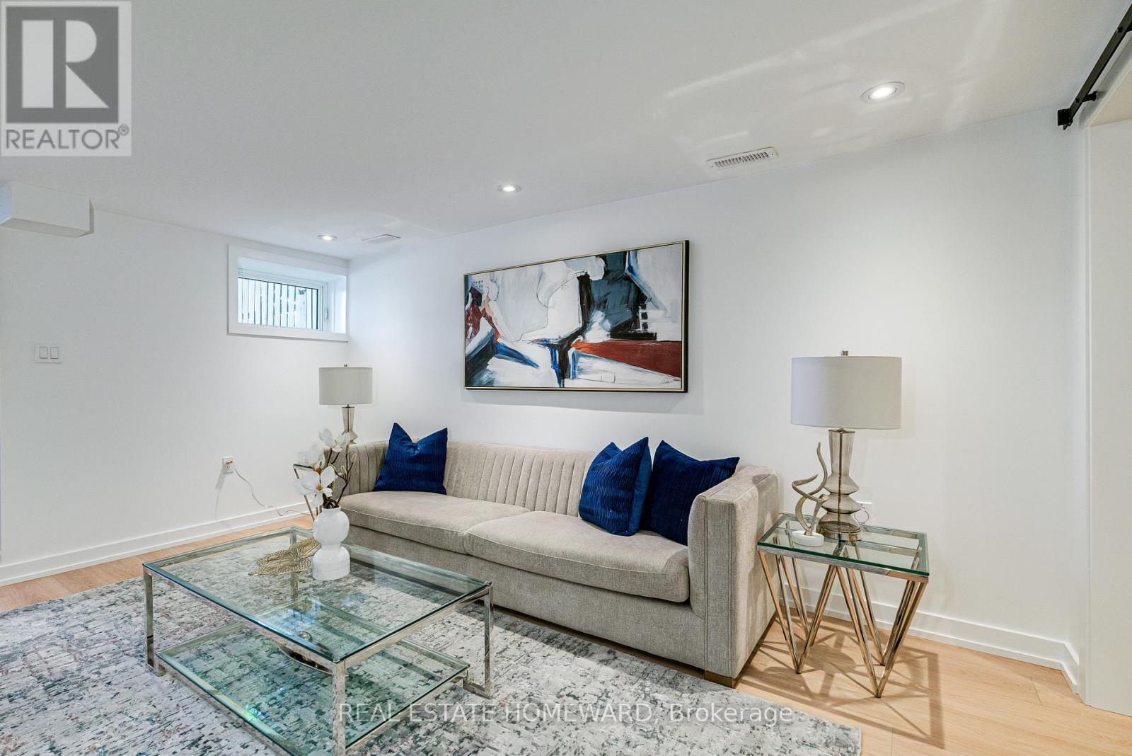 28 Richard Avenue, Toronto, Ontario  M4L 1W9 - Photo 34 - E13153454