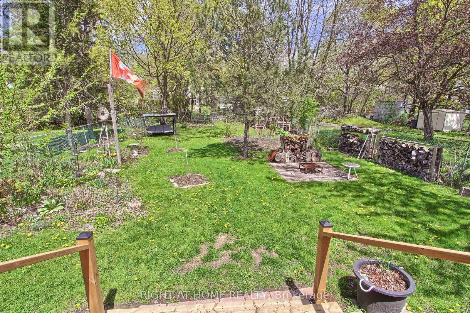 853 Magnolia Avenue, Newmarket, Ontario  L3Y 5H5 - Photo 49 - N13153466
