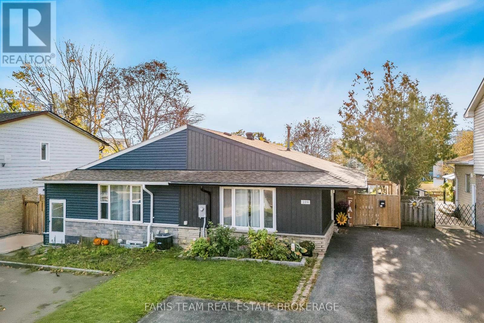 109 DAPHNE CRESCENT, Barrie, Ontario