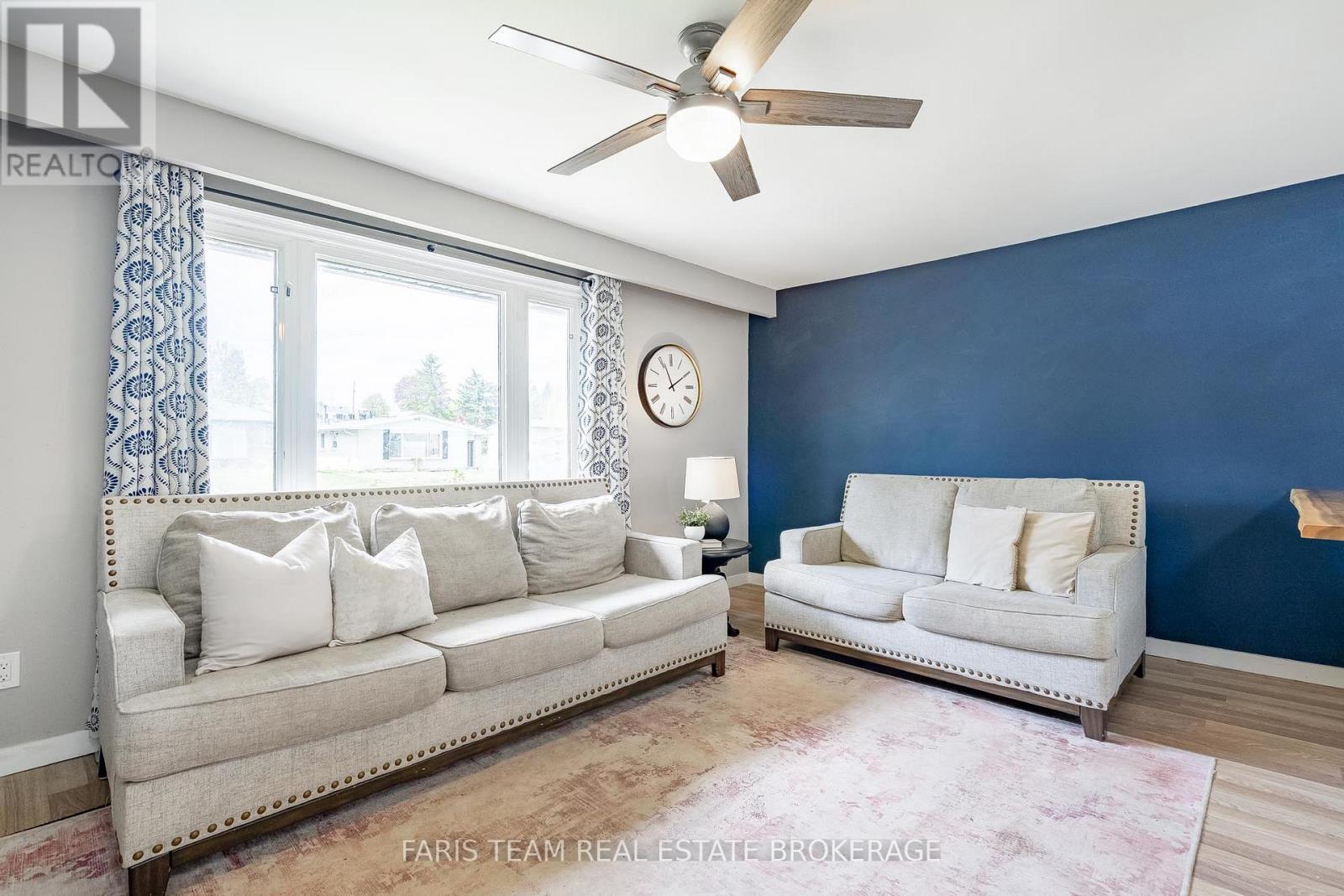 109 Daphne Crescent, Barrie, Ontario  L4M 2Y7 - Photo 11 - S13153416