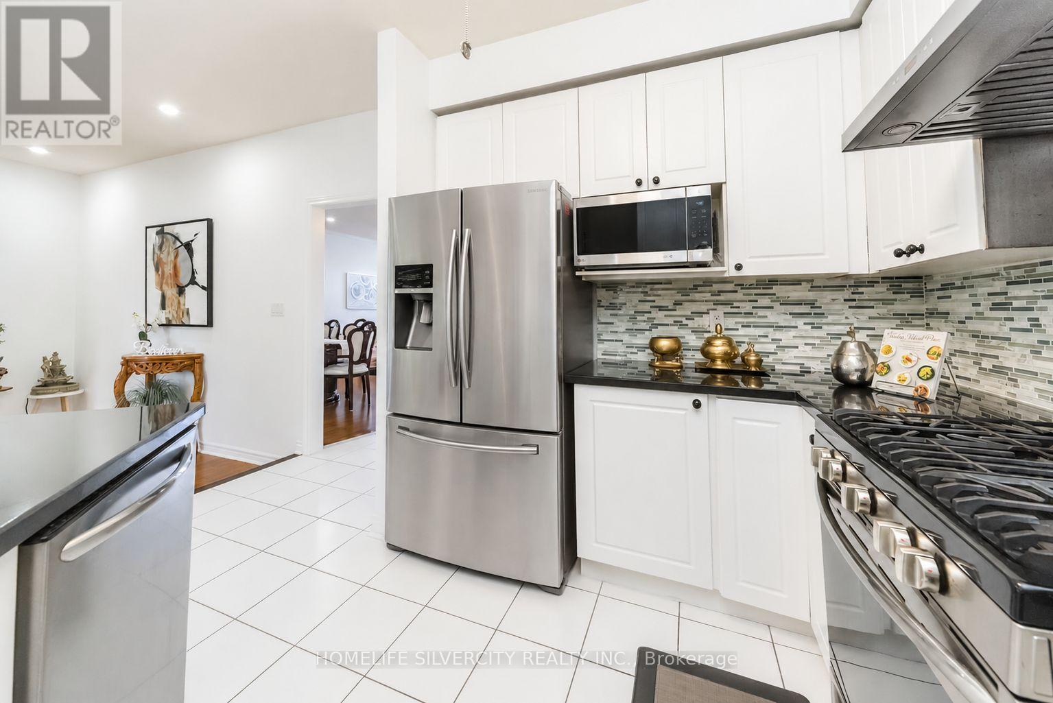 61 Pinebrook Circle, Caledon, Ontario  L7C 1C3 - Photo 18 - W13153374
