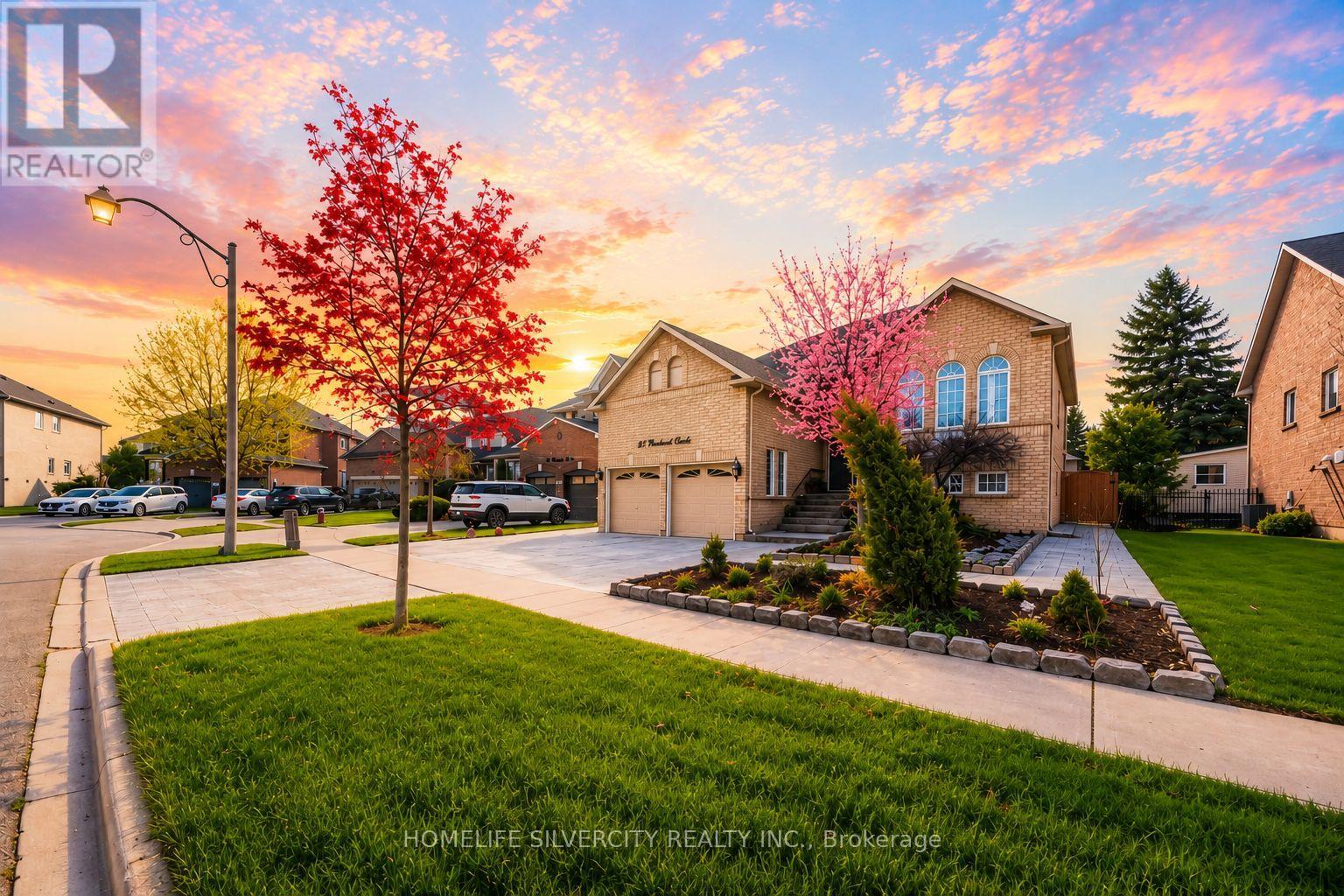 61 Pinebrook Circle, Caledon, Ontario  L7C 1C3 - Photo 3 - W13153374