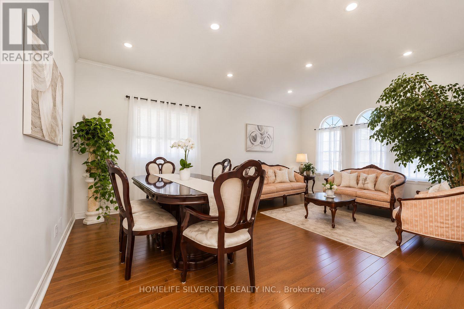 61 Pinebrook Circle, Caledon, Ontario  L7C 1C3 - Photo 8 - W13153374