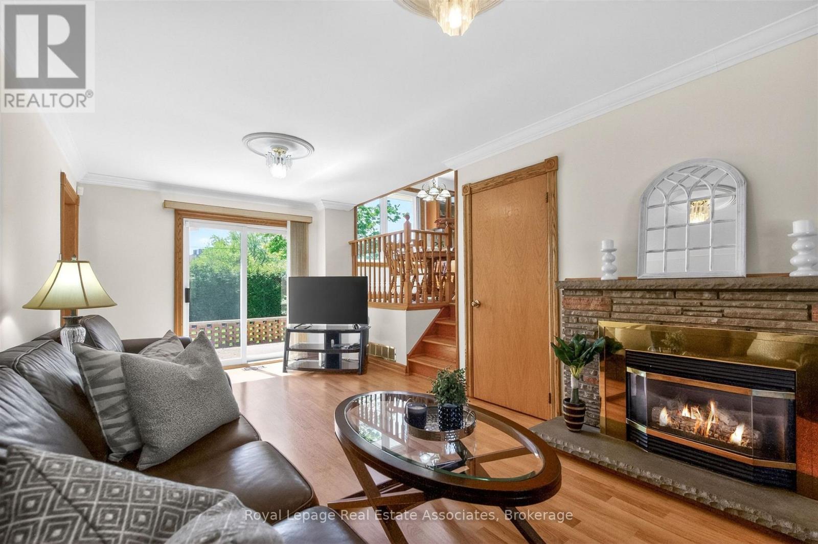 2072 Sava Crescent, Mississauga, Ontario  L5A 1E1 - Photo 13 - W13153402