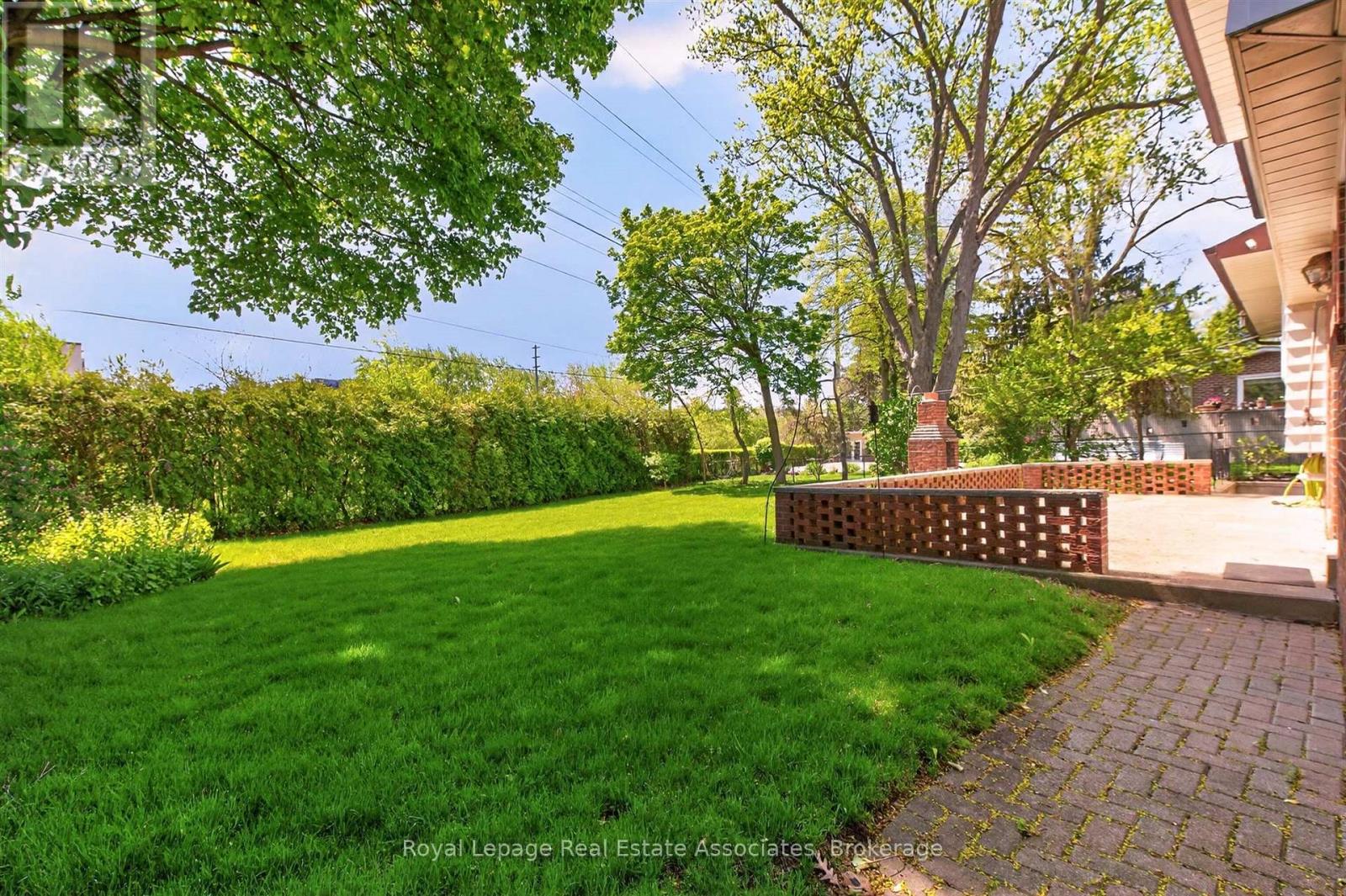 2072 Sava Crescent, Mississauga, Ontario  L5A 1E1 - Photo 3 - W13153402
