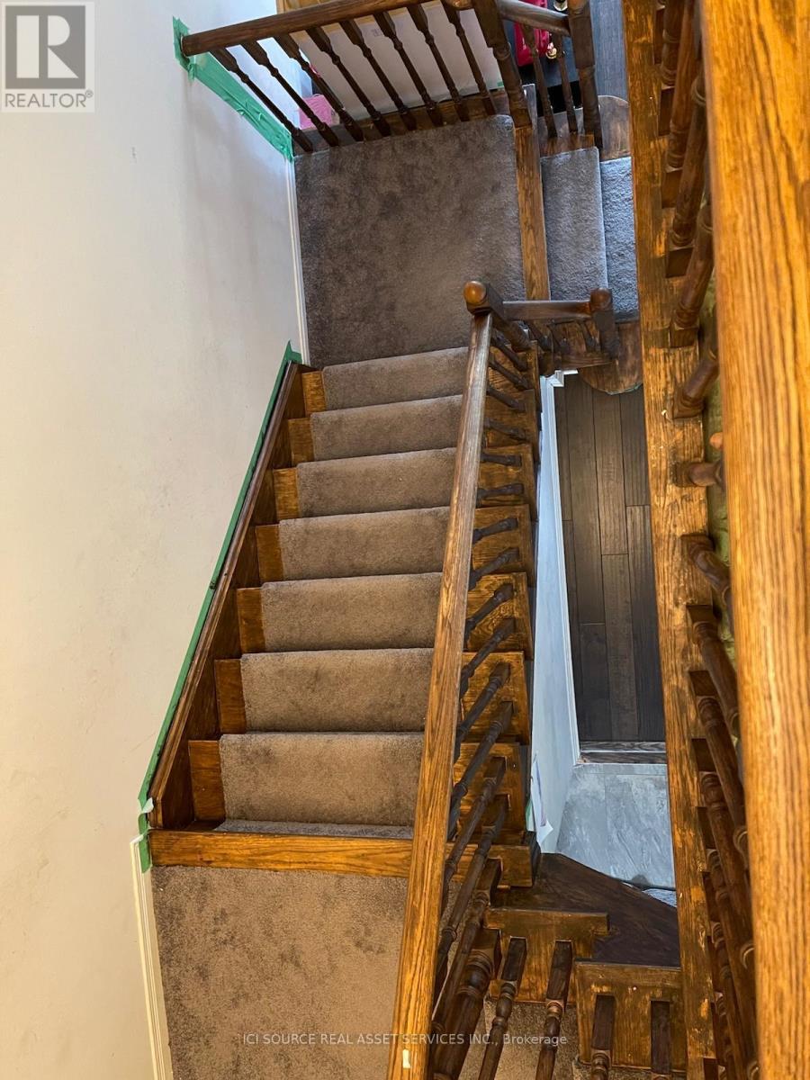 63c View Green Crescent, Toronto, Ontario  M9W 7E1 - Photo 12 - W13153458
