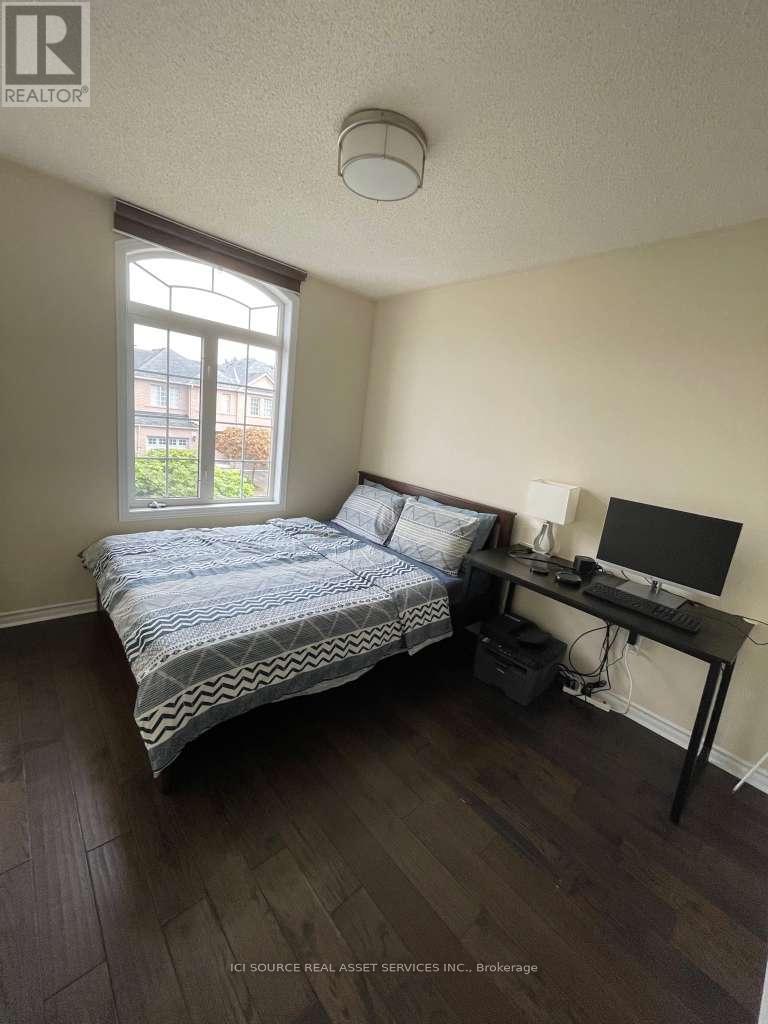 63c View Green Crescent, Toronto, Ontario  M9W 7E1 - Photo 19 - W13153458