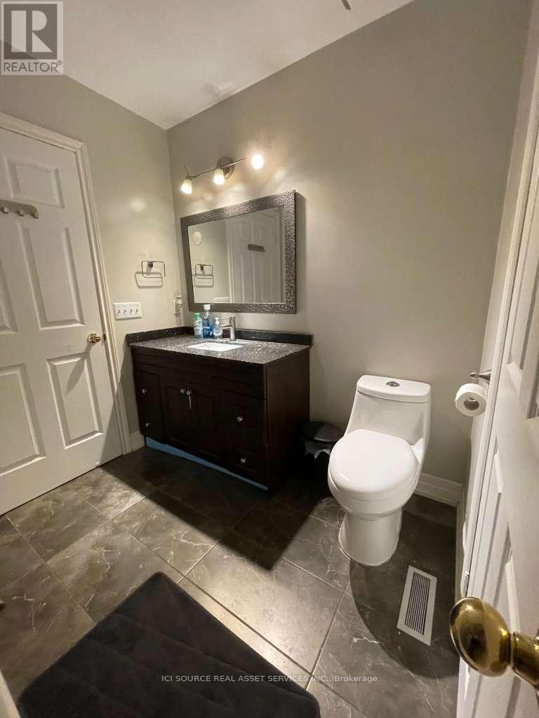 63c View Green Crescent, Toronto, Ontario  M9W 7E1 - Photo 21 - W13153458