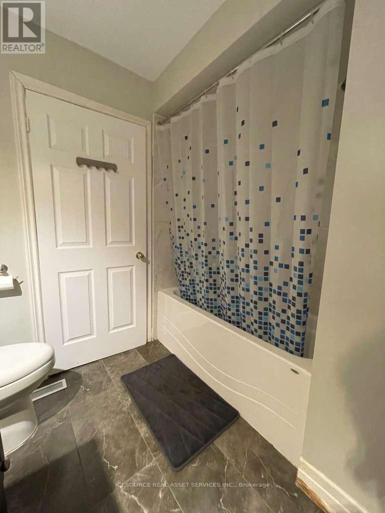63c View Green Crescent, Toronto, Ontario  M9W 7E1 - Photo 22 - W13153458