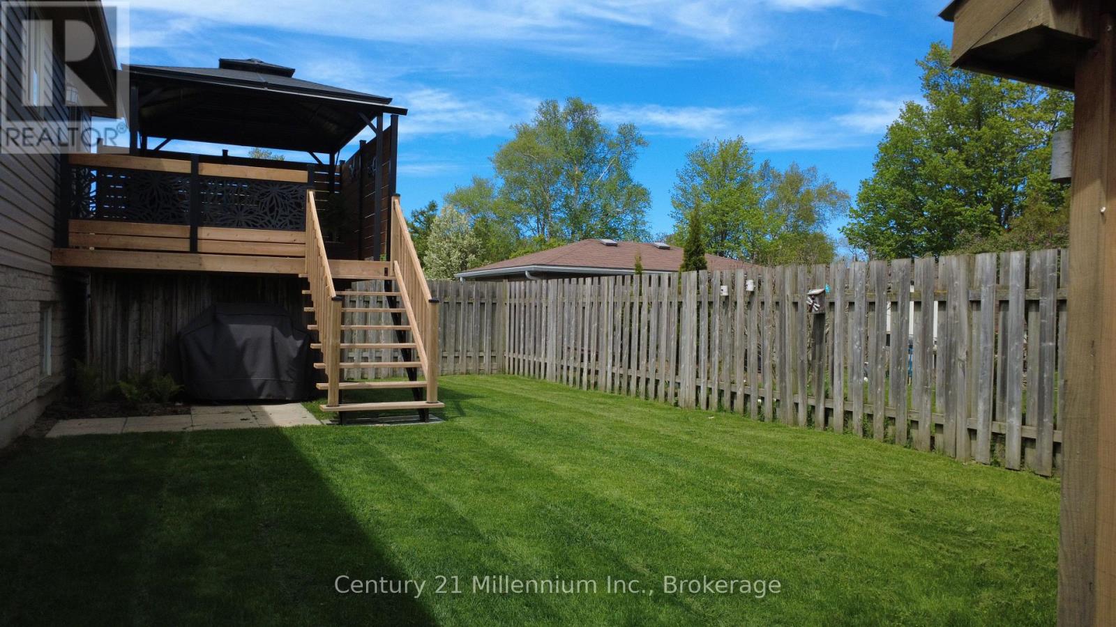 483 Peirson Avenue, Saugeen Shores, Ontario  N0H 2C1 - Photo 4 - X12994594