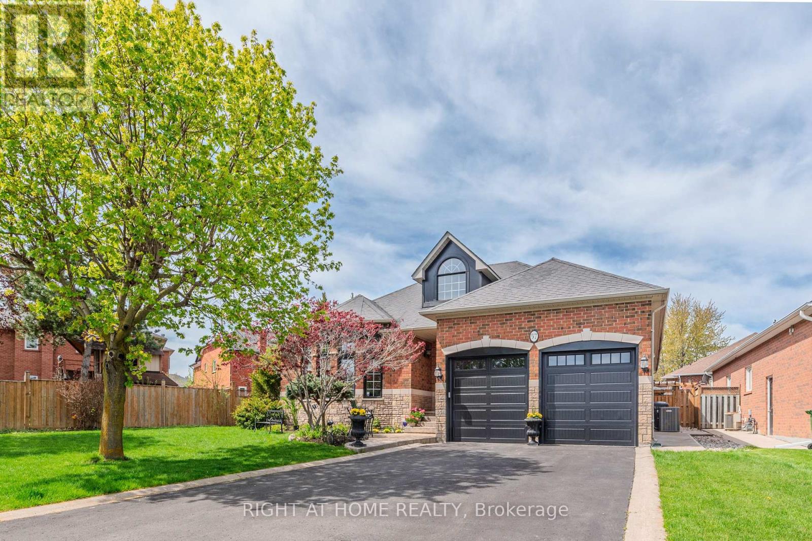 57 KIRKWOOD CRESCENT, Caledon, Ontario