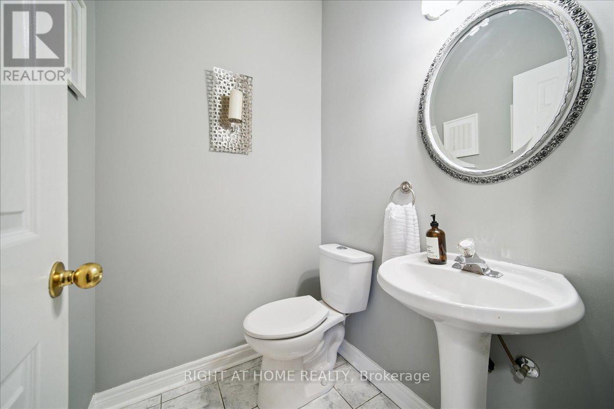 57 Kirkwood Crescent, Caledon, Ontario  L7C 1B8 - Photo 25 - W12922254