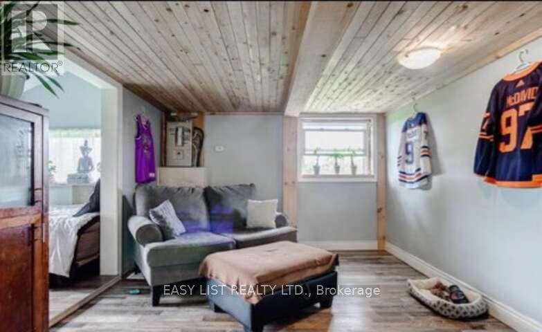 532 Mitchell Road, Cramahe, Ontario  K0K 3K0 - Photo 8 - X12469544
