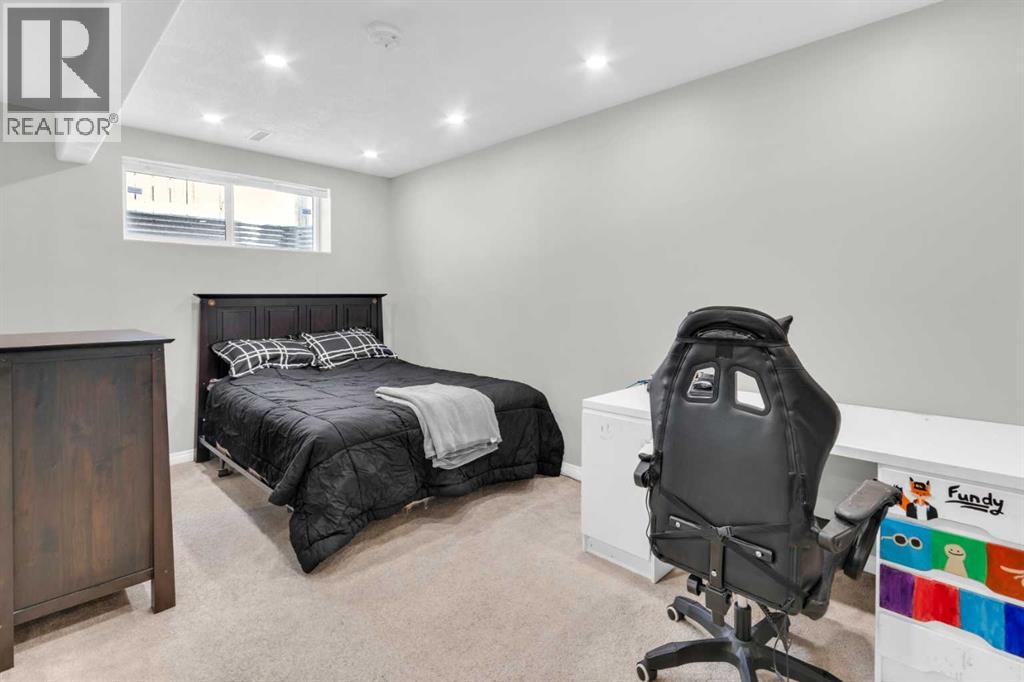 180 Kincora Drive NW, Calgary, Alberta  T3R 1L5 - Photo 32 - A2308945