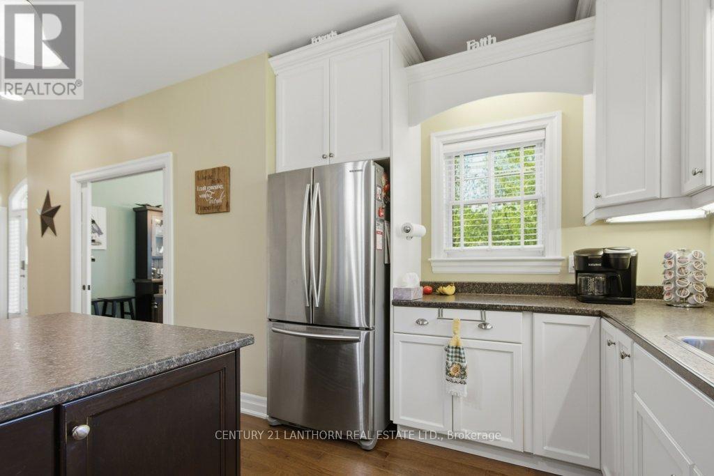 8 Grandview Court, Quinte West, Ontario  K0K 3E0 - Photo 13 - X13153504