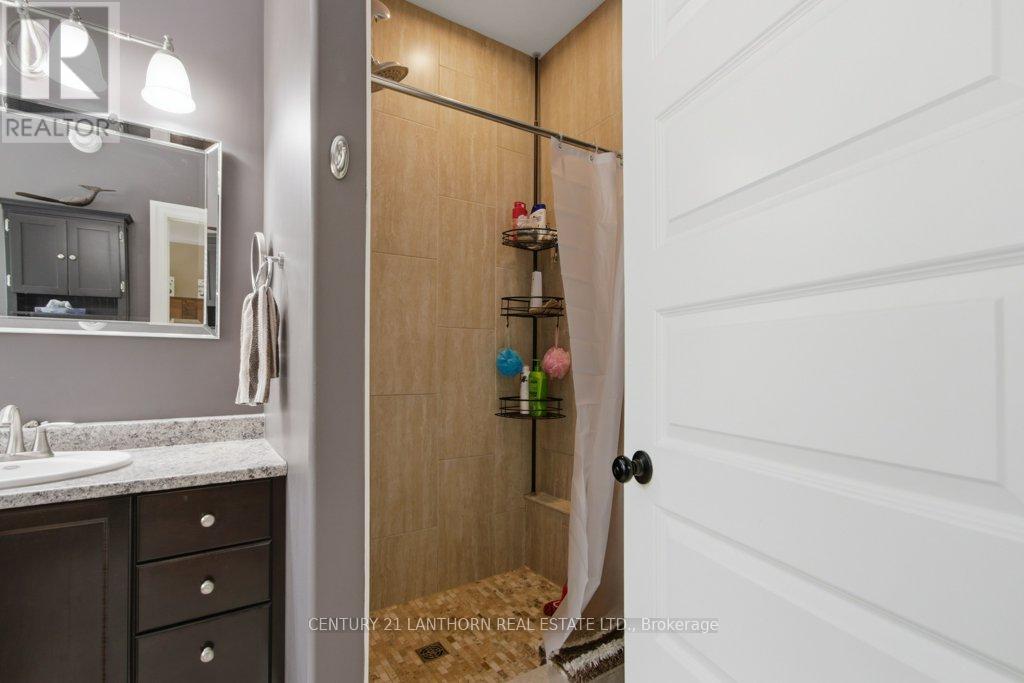 8 Grandview Court, Quinte West, Ontario  K0K 3E0 - Photo 22 - X13153504