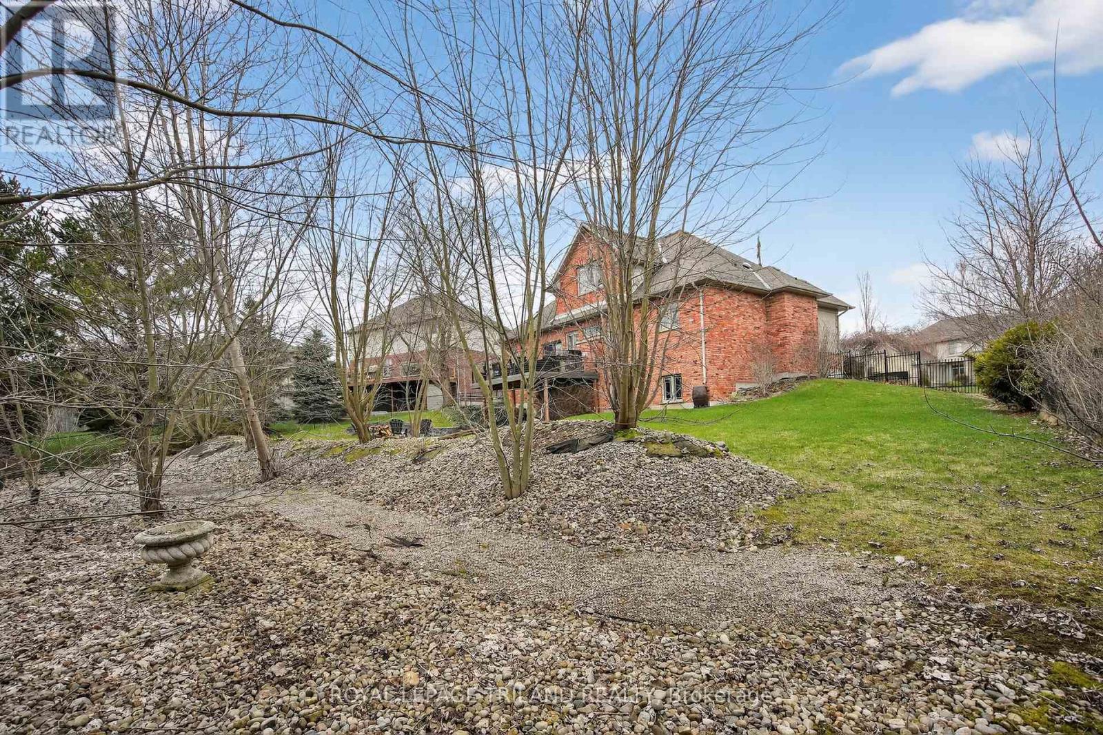 24 Earlscourt Terrace, Middlesex Centre, Ontario  N0L 1R0 - Photo 39 - X13153482