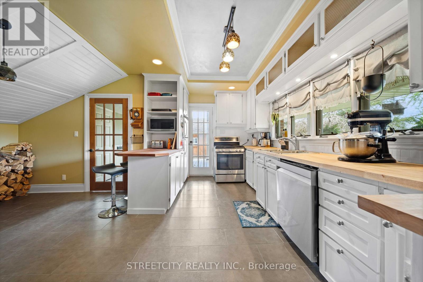 51184 Ashton Street, Malahide, Ontario  N0L 2J0 - Photo 4 - X13153500
