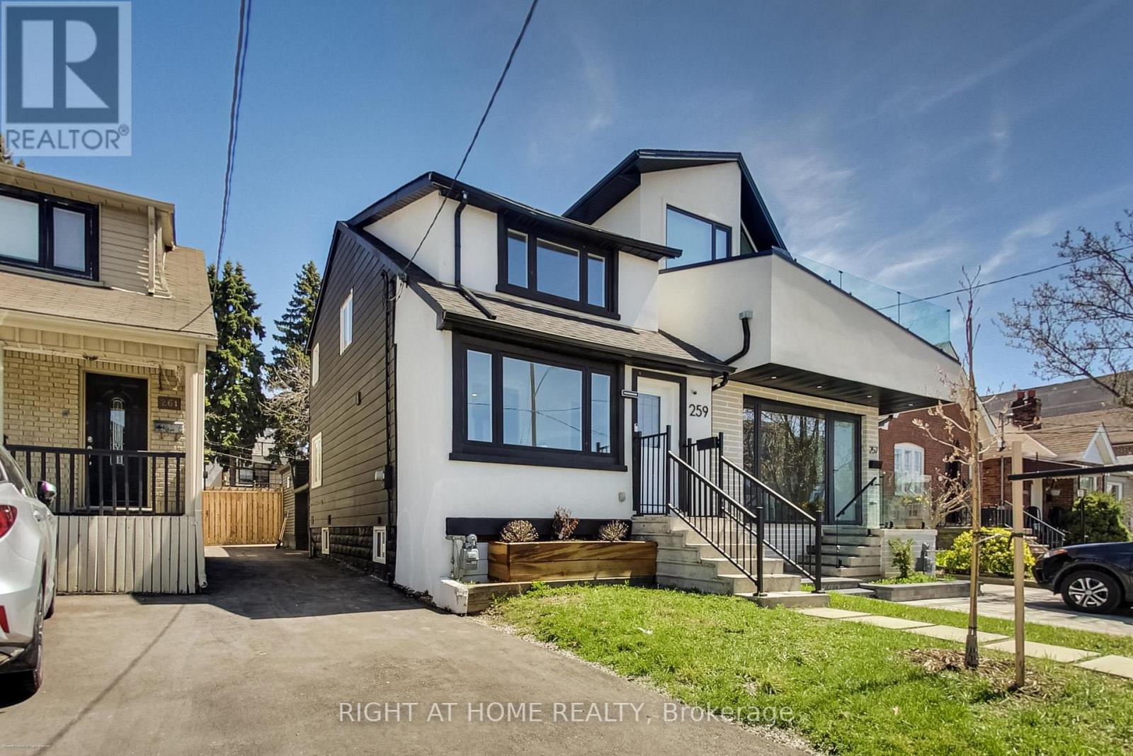 259 Robina Avenue, Toronto, Ontario  M6C 3Y9 - Photo 1 - C13153498