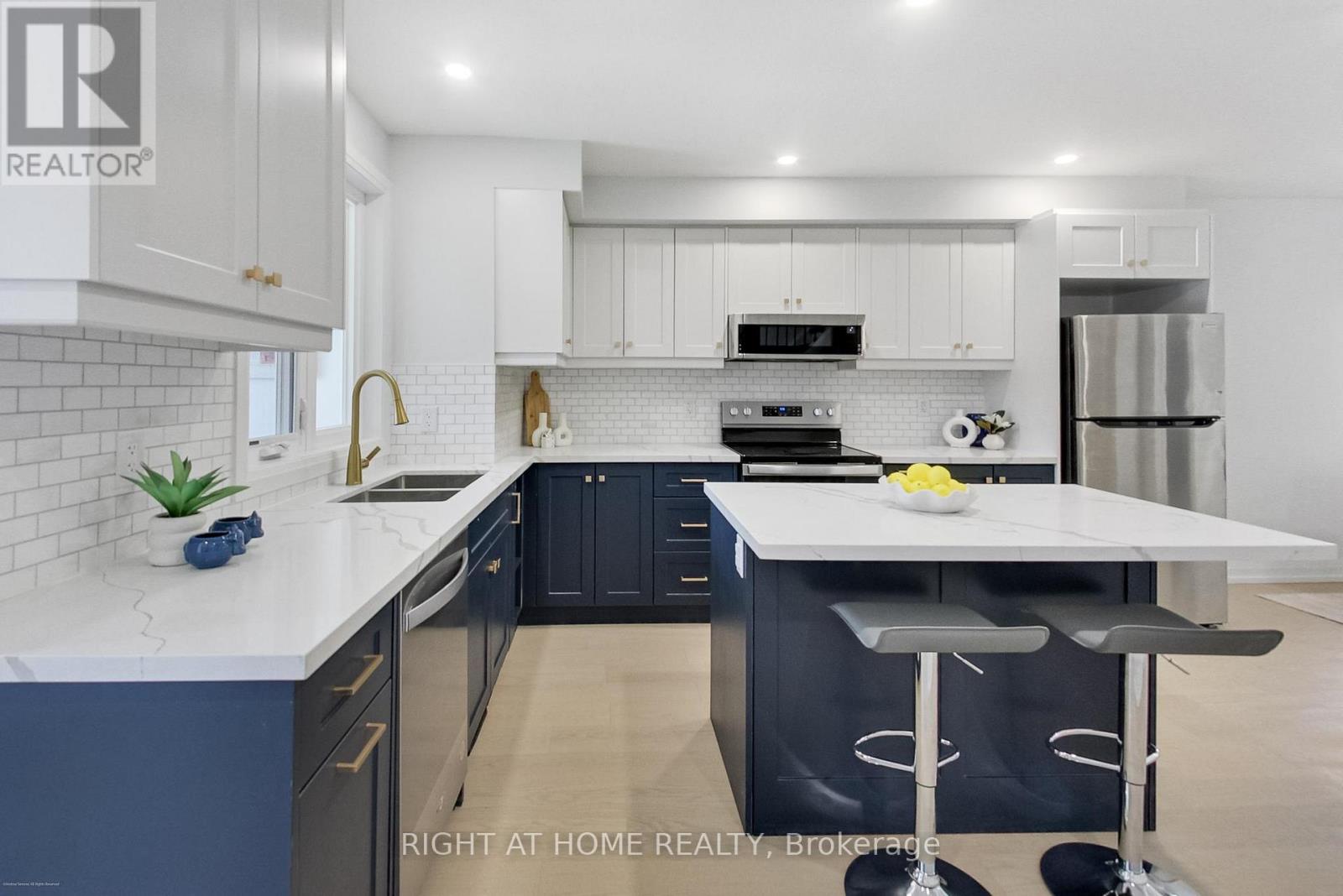 259 Robina Avenue, Toronto, Ontario  M6C 3Y9 - Photo 3 - C13153498