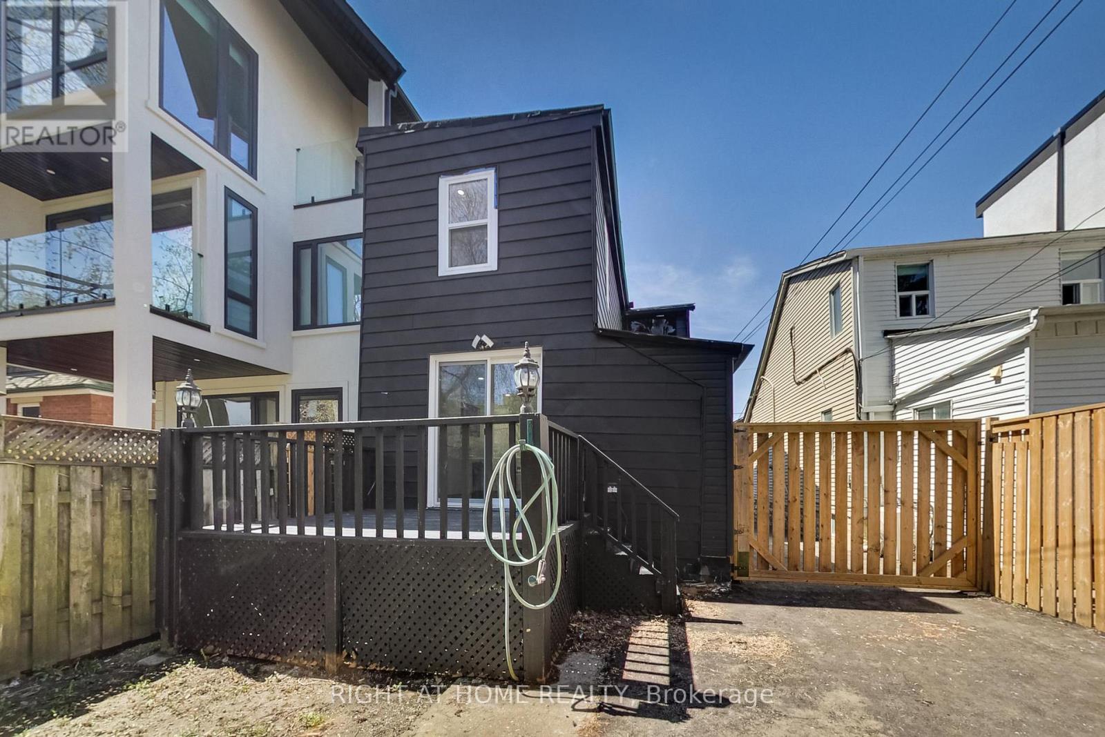 259 Robina Avenue, Toronto, Ontario  M6C 3Y9 - Photo 34 - C13153498