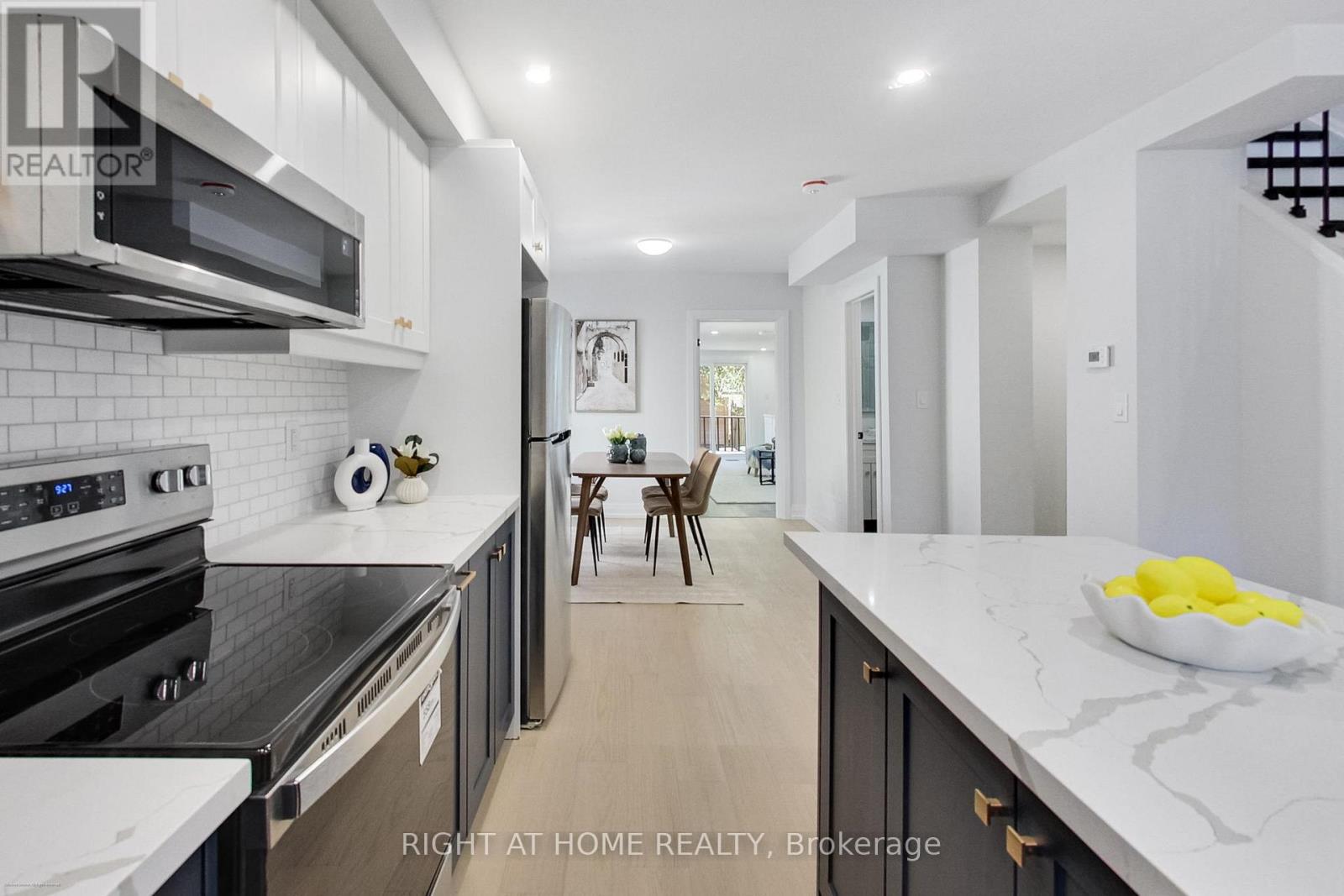 259 Robina Avenue, Toronto, Ontario  M6C 3Y9 - Photo 6 - C13153498