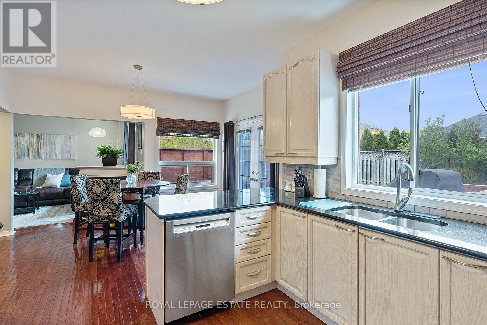 15 Mcgregor Drive, Ajax, Ontario  L1T 3W8 - Photo 13 - E13153536
