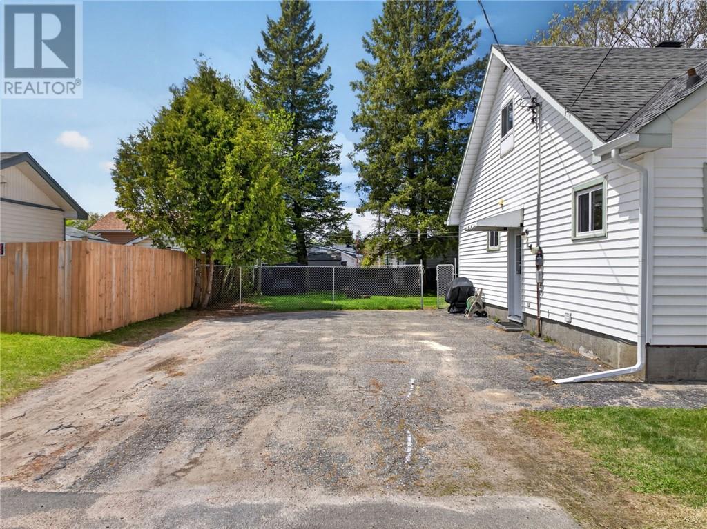 527 Mead Boulevard, Espanola, Ontario - Photo 44 - 2127921
