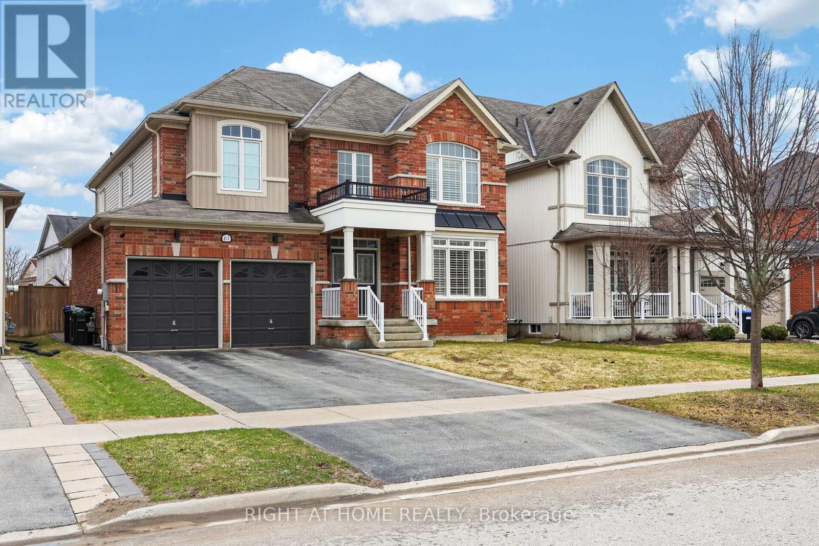 61 Latimer Avenue, Essa, Ontario  L3W 0N3 - Photo 2 - N13153478