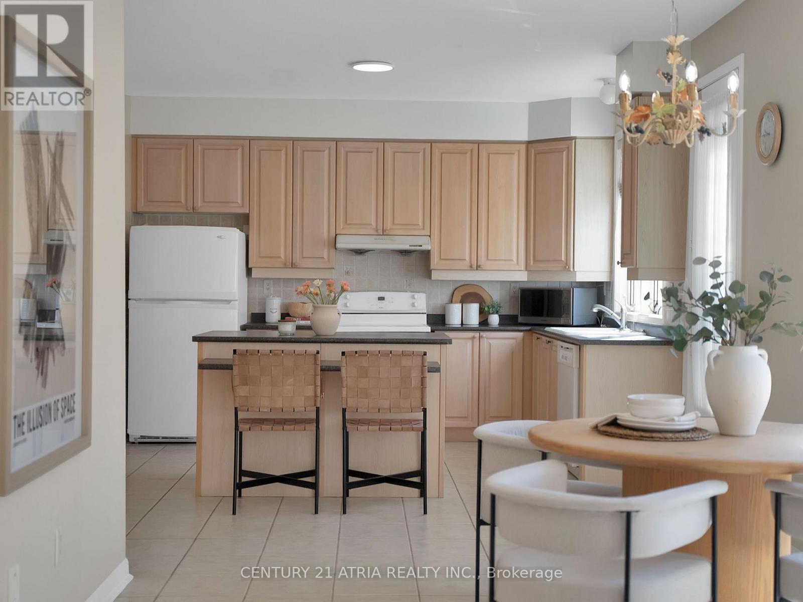 39 Saxony Drive, Markham, Ontario  L6C 2G6 - Photo 12 - N13153522