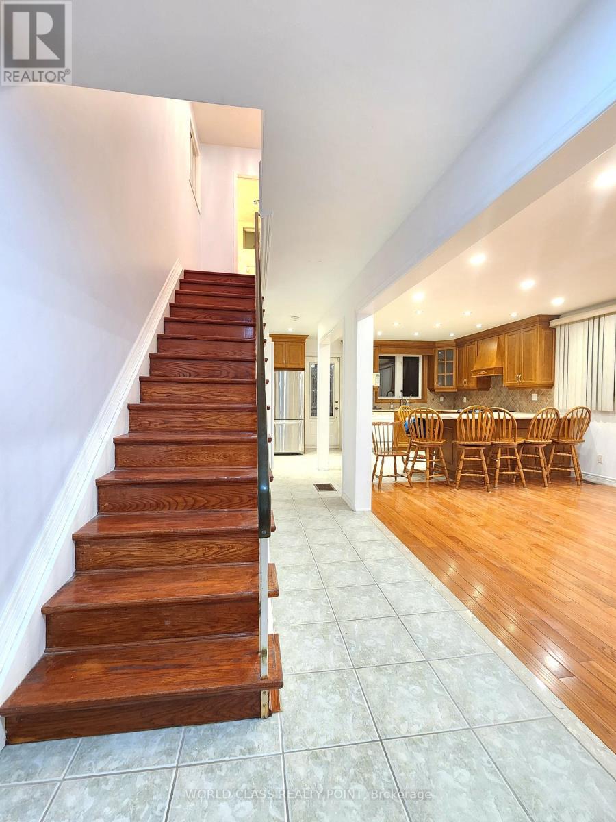 7 Cliff Street, Toronto, Ontario  M6N 4L5 - Photo 11 - W13153476
