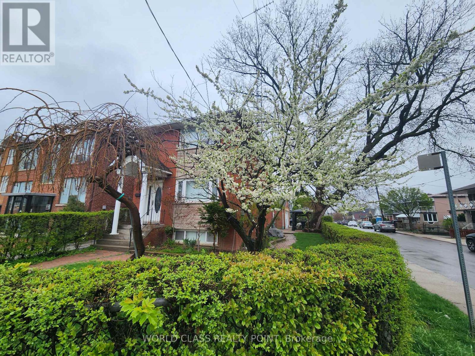 7 Cliff Street, Toronto, Ontario  M6N 4L5 - Photo 3 - W13153476