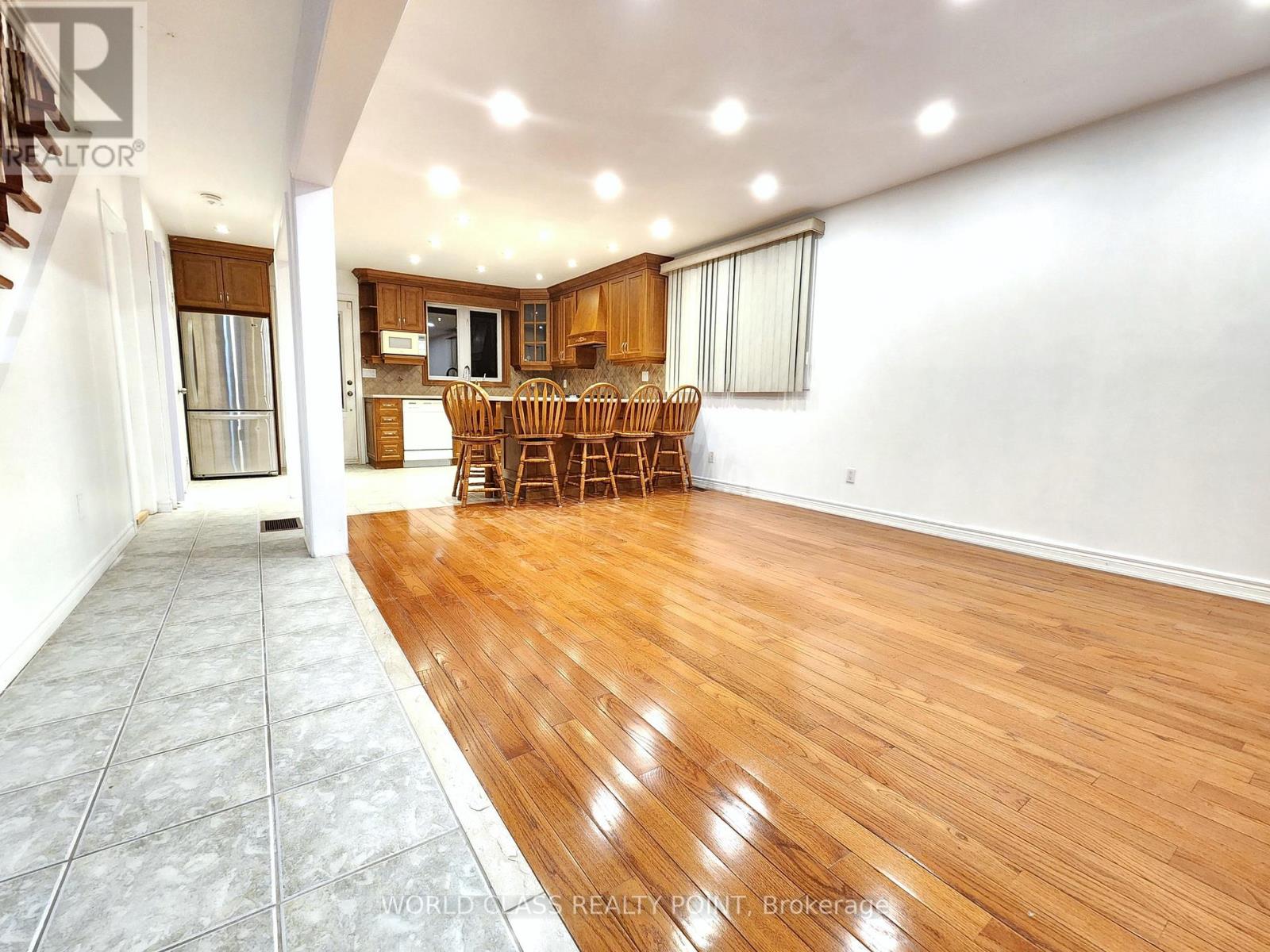 7 Cliff Street, Toronto, Ontario  M6N 4L5 - Photo 6 - W13153476