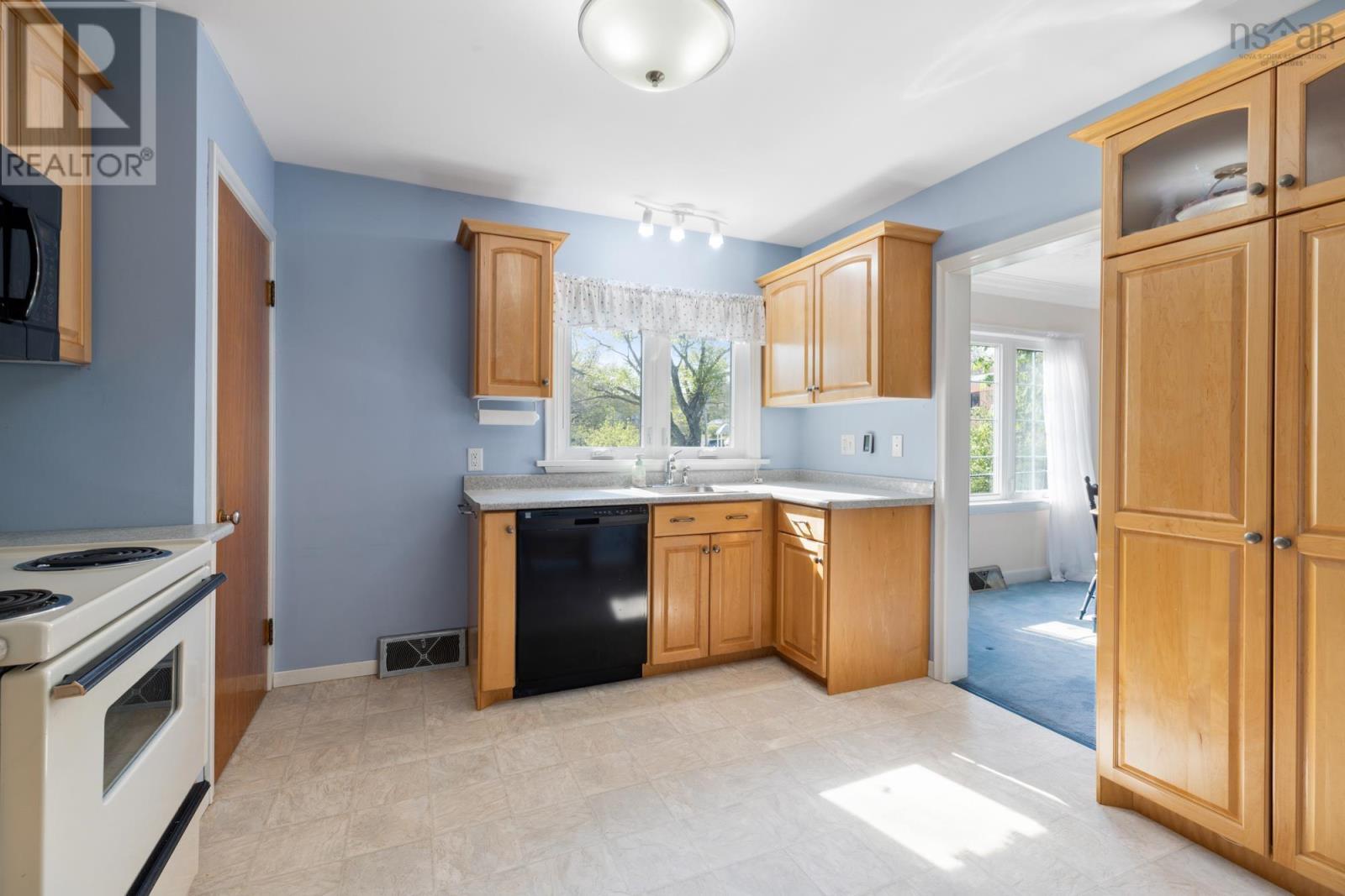 102 Torrington Drive, Halifax, Nova Scotia  B3M 1Y2 - Photo 18 - 202611441