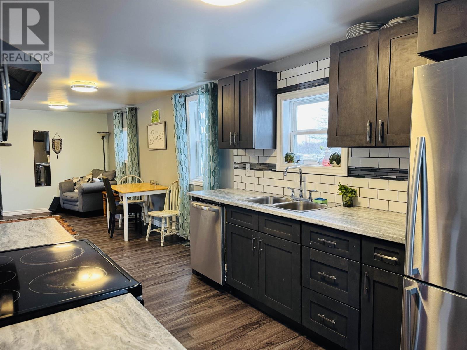 1787 Western Avenue, Parrsboro, Nova Scotia  B0M 1S0 - Photo 4 - 202605178