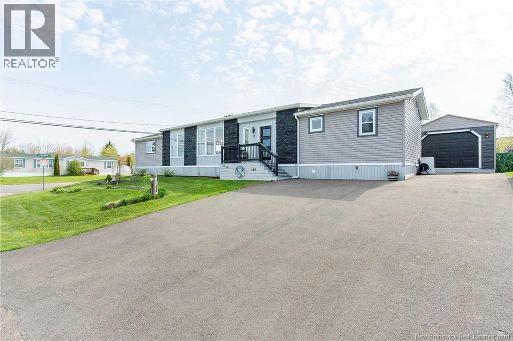 10 Restigouche, Dieppe, New Brunswick  E1A 7N1 - Photo 30 - NB139879