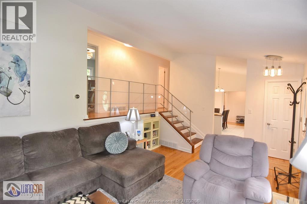 3165 Virginia Park Avenue, Windsor, Ontario  N9E 2C1 - Photo 9 - 26011510