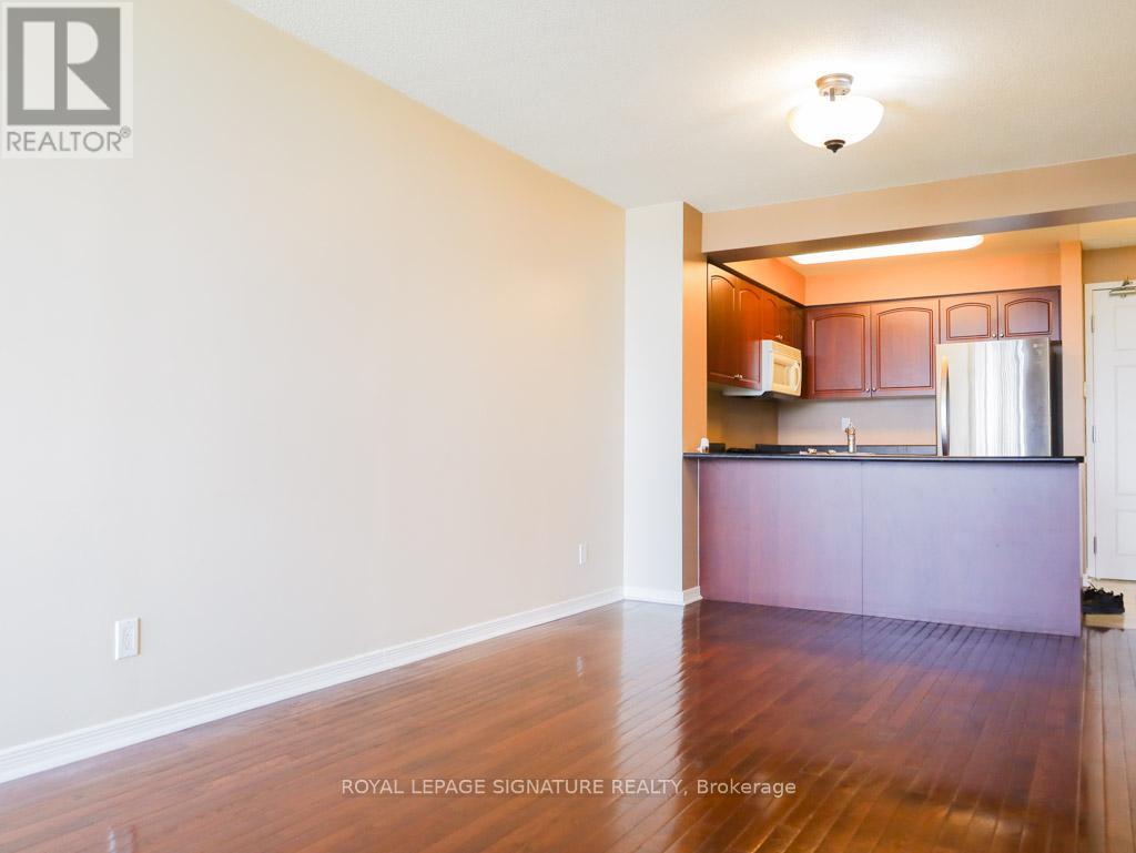 707 - 330 Red Maple Road, Richmond Hill, Ontario  L4C 0T6 - Photo 11 - N13112676