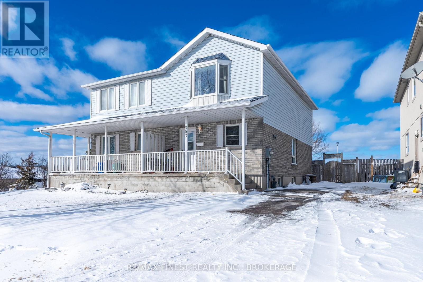 303 Conacher Drive, Kingston, Ontario  K7K 7J6 - Photo 2 - X12900444